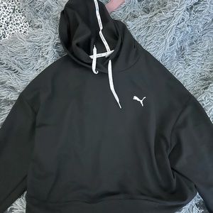 PUMA sweatshirt! never worn!